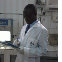 Francis Folorunso, Chemist